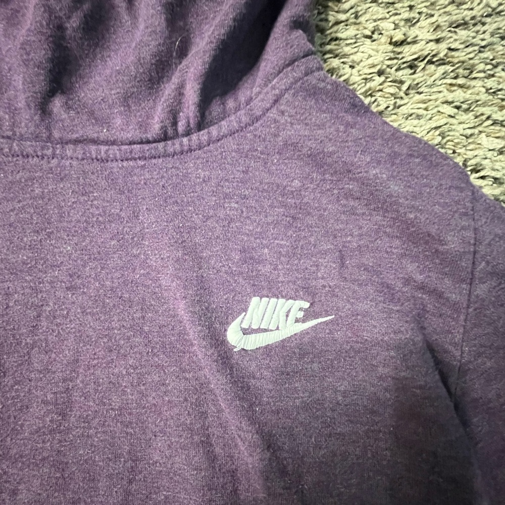 purple nike hoodie large with pockets turtle neck